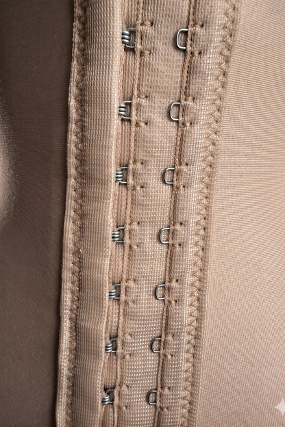 VELOUR COVER "Faja con Mangas Primera Etapa"